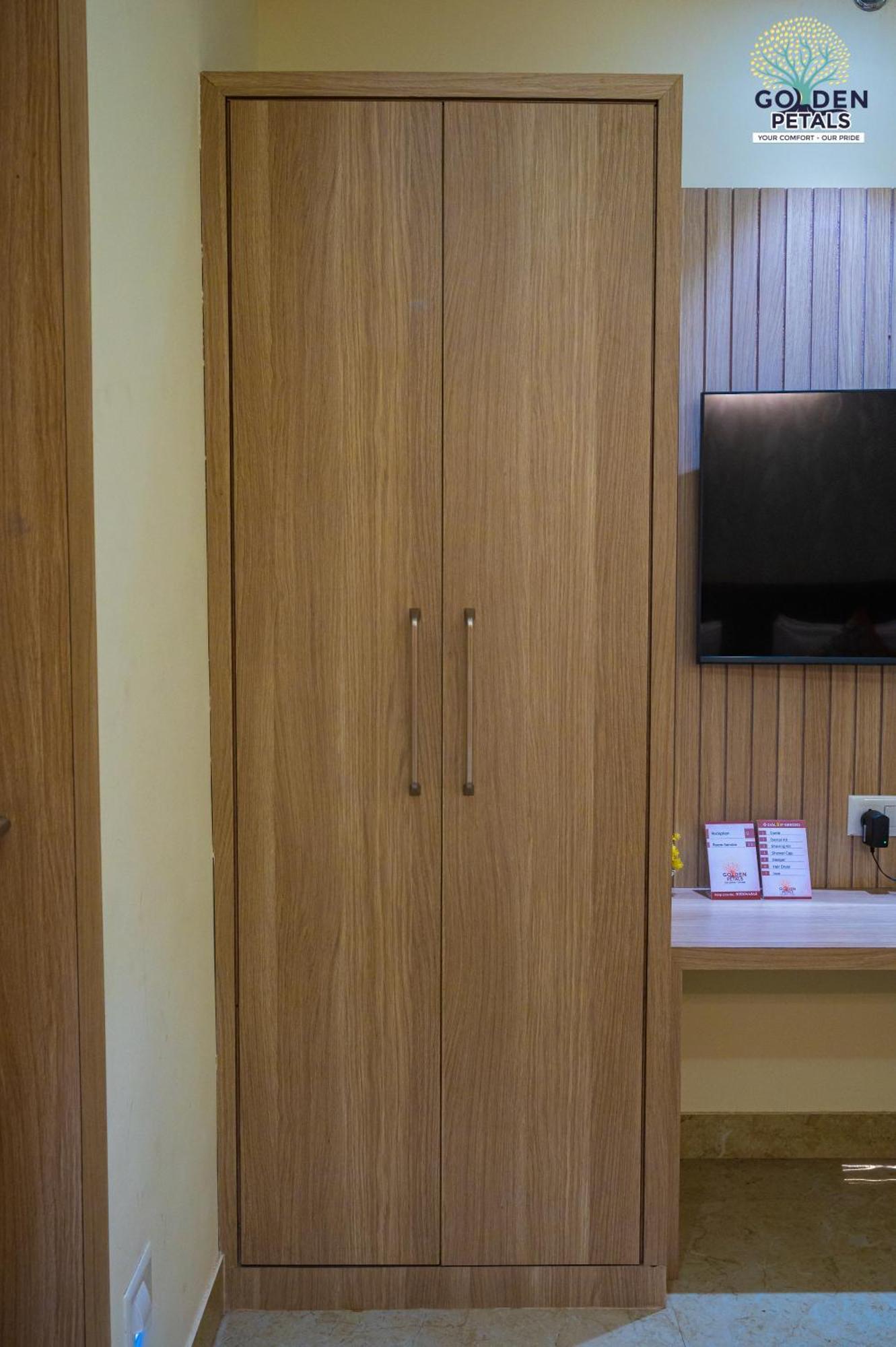 Hotel Golden Petals 瓦拉纳西 外观 照片